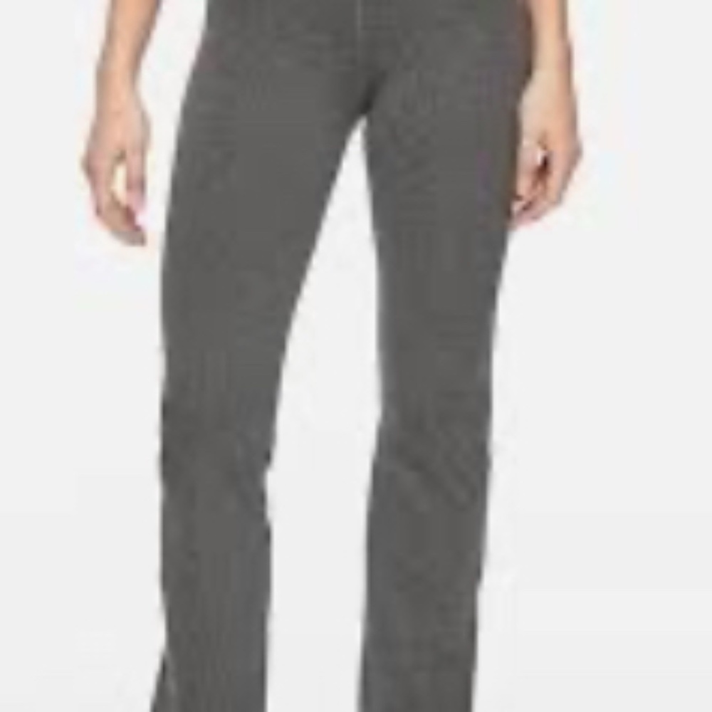 Athleta Powevita straight leg pant black size M
